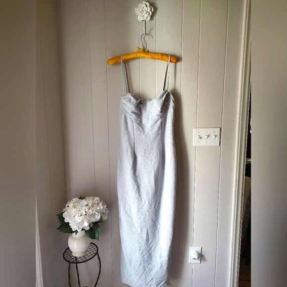 Textured Gray Knit Bodycon Midi Dress – Size Large NWT - Picture 2 of 9